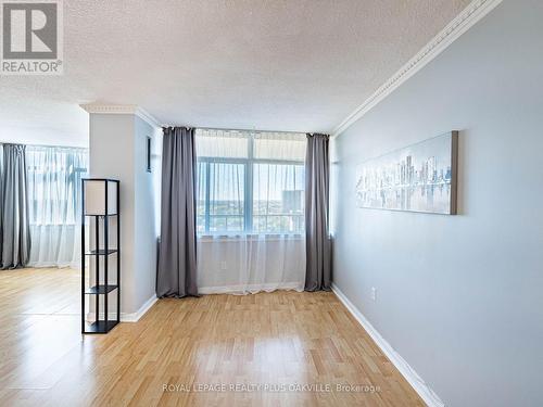 2006 - 3100 Kirwin Avenue, Mississauga, ON - Indoor Photo Showing Other Room