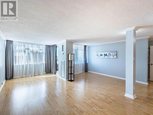 2006 - 3100 Kirwin Avenue, Mississauga, ON - Indoor