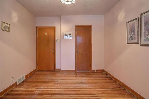 667 Ash St, Winnipeg, MB 