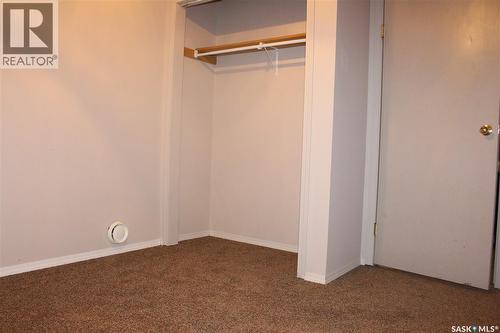 815 6Th Avenue Ne, Moose Jaw, SK - Indoor Photo Showing Other Room