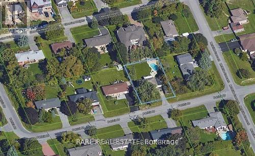 60 Patricia Drive, King, ON - 