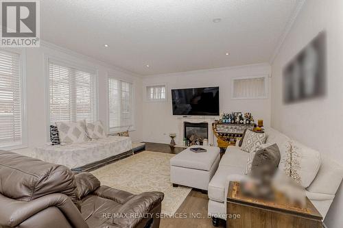 132 Bloomsbury Avenue, Brampton, ON - Indoor Photo Showing Living Room With Fireplace