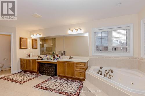 132 Bloomsbury Avenue, Brampton, ON - Indoor Photo Showing Bathroom