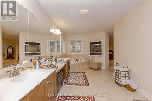 132 Bloomsbury Avenue, Brampton, ON - Indoor Photo Showing Bathroom
