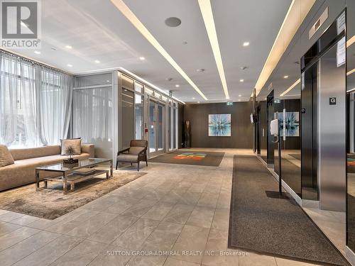 1611 (Room 3) - 365 Church Street, Toronto, ON - Indoor Photo Showing Other Room