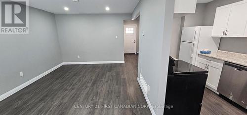 1005 Lanark Place, Sarnia, ON - Indoor