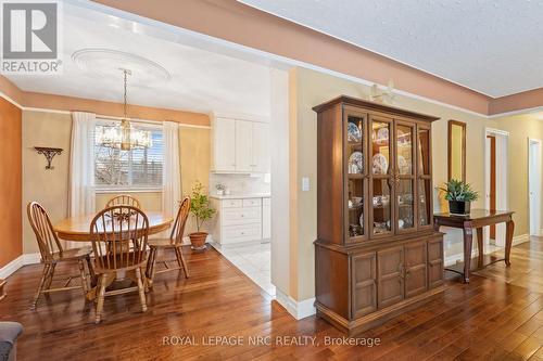Dining room with hardwood floor - 26 Southdale Drive, St. Catharines (Vine/Linwell), ON - Indoor Photo Showing Dining Room