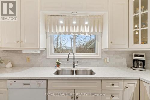 Appliances included - 26 Southdale Drive, St. Catharines (Vine/Linwell), ON - Indoor Photo Showing Kitchen With Double Sink