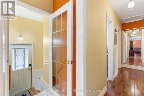 Laundry room with lots of storage - 26 Southdale Drive, St. Catharines (Vine/Linwell), ON - Indoor Photo Showing Laundry Room