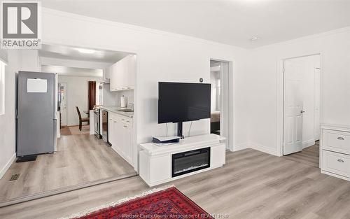 1125 Lena Avenue, Windsor, ON - Indoor