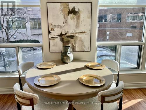 209 - 942 Yonge Street, Toronto, ON - Indoor Photo Showing Dining Room