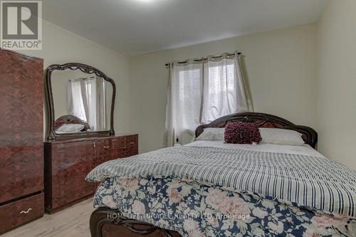 136 Cherry Street, Ingersoll, ON - Indoor Photo Showing Bedroom