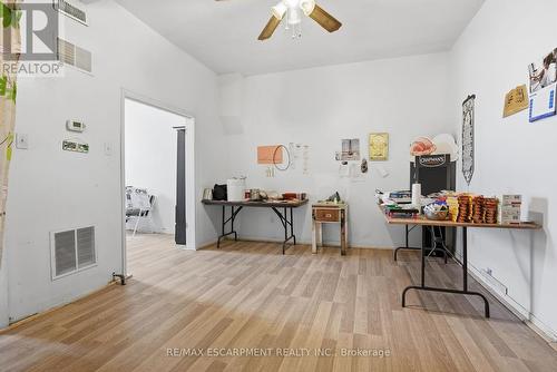 227 Wellington Street N, Hamilton, ON - Indoor