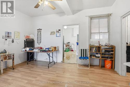 227 Wellington Street N, Hamilton, ON - Indoor Photo Showing Other Room