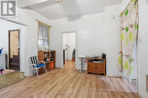 227 Wellington Street N, Hamilton, ON - Indoor