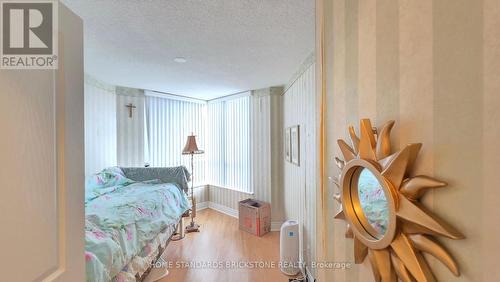 712 - 5 Northtown Way, Toronto, ON - Indoor
