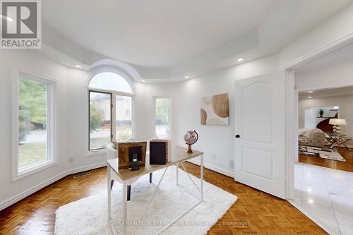 12 Larkfield Drive, Toronto, ON - Indoor