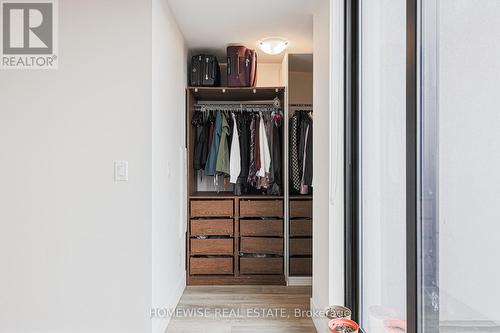 R02 - 293 Viewmount Avenue, Toronto, ON - Indoor Photo Showing Other Room