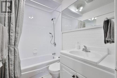 68 Oriole Avenue, Mississauga, ON - Indoor Photo Showing Bathroom