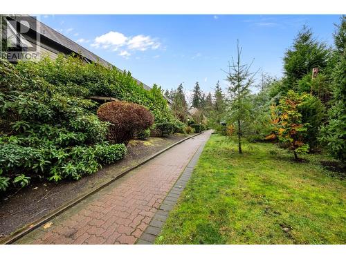 220 7377 Salisbury Avenue, Burnaby, BC - Outdoor