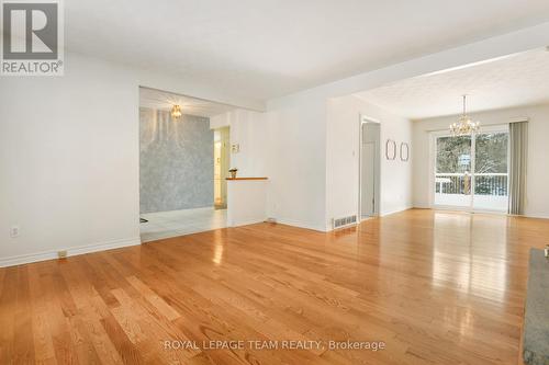 5866 Piperville Road, Ottawa, ON - Indoor Photo Showing Other Room