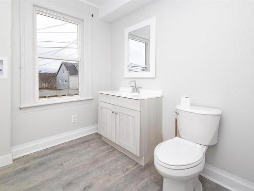 44 Central, Sydney, NS 