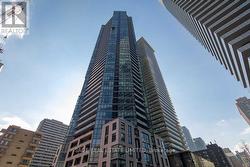 3706 - 45 CHARLES STREET E  Toronto, ON M4Y 1S2