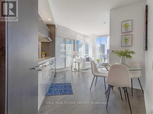 3706 - 45 Charles Street E, Toronto, ON - Indoor Photo Showing Dining Room