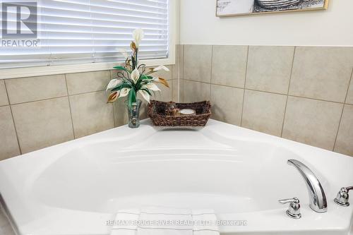 14 Clapperton Drive, Ajax, ON - Indoor Photo Showing Bathroom