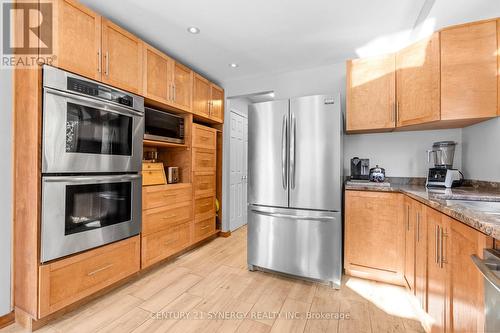 34 Rosegarden Crescent, Ottawa, ON - Indoor Photo Showing Kitchen