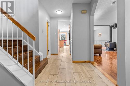 34 Rosegarden Crescent, Ottawa, ON - Indoor Photo Showing Other Room