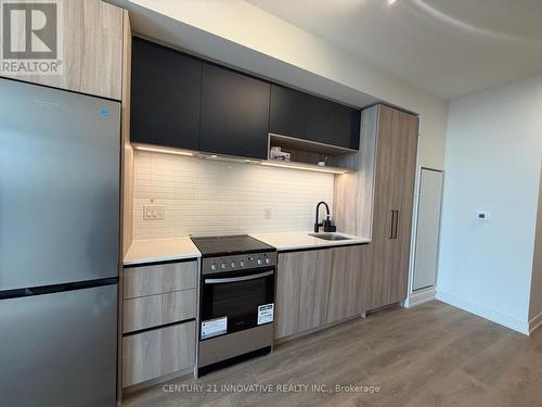 Uph03 - 181 Sterling Road S, Toronto, ON - Indoor Photo Showing Kitchen