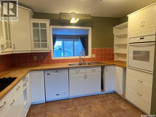 928 Quandt Crescent, La Ronge, SK - Indoor Photo Showing Kitchen With Double Sink