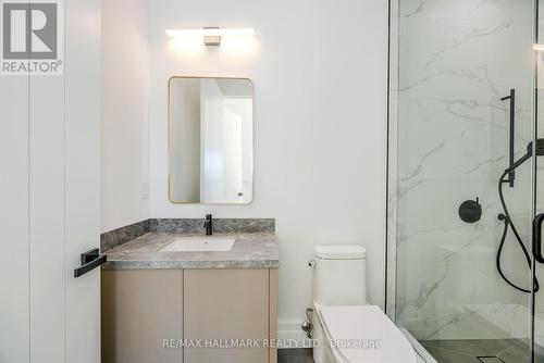 230 Townsgate Drive, Vaughan, ON - Indoor Photo Showing Bathroom