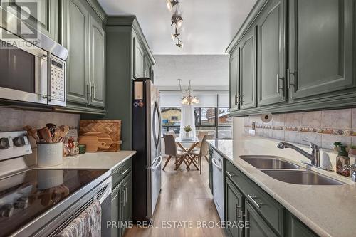 102 - 135 Baseline Road W, London South (South E), ON 