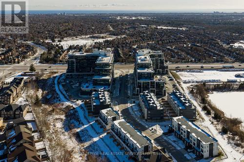 424 - 405 Dundas Street W, Oakville, ON - Outdoor With View