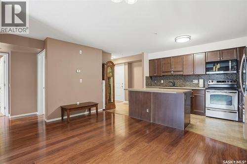 103 2351 Windsor Park Road, Regina, SK - Indoor Photo Showing Kitchen With Stainless Steel Kitchen