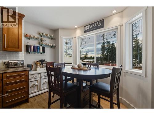 506 Schmidt Road, Williams Lake, BC - Indoor Photo Showing Dining Room