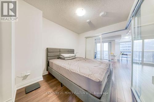 727 - 20 Meadowglen Place, Toronto, ON - Indoor Photo Showing Bedroom