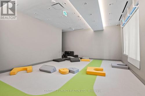 727 - 20 Meadowglen Place, Toronto, ON - Indoor Photo Showing Other Room