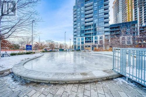 727 - 20 Meadowglen Place, Toronto, ON - Outdoor