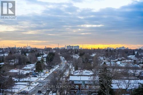 727 - 20 Meadowglen Place, Toronto, ON - Outdoor With View
