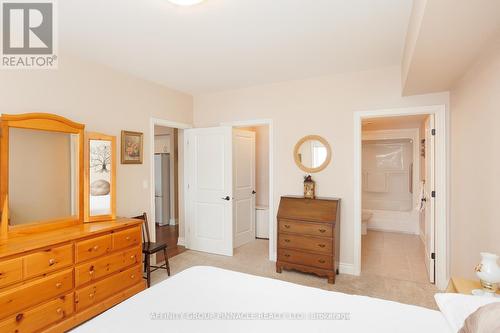 103 - 94 Francis Street W, Kawartha Lakes (Fenelon Falls), ON - Indoor Photo Showing Bedroom