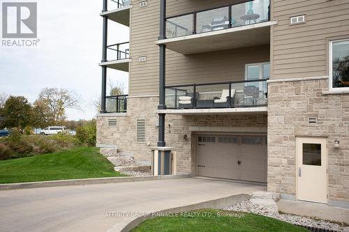 103 - 94 Francis Street W, Kawartha Lakes (Fenelon Falls), ON - Outdoor With Balcony With Exterior