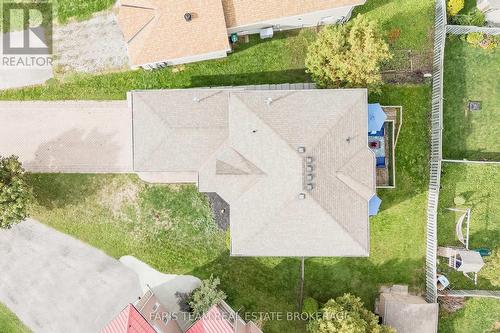 7 Round Leaf Court, Barrie, ON - Outdoor