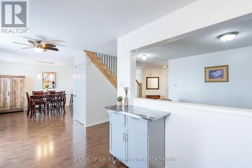 7 Round Leaf Court, Barrie, ON - Indoor Photo Showing Other Room
