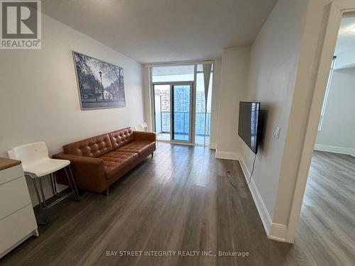 1701 - 330 Burnhamthorpe Road W, Mississauga, ON - Indoor