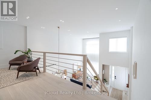 5389 Kindos Street, Burlington, ON - Indoor Photo Showing Other Room