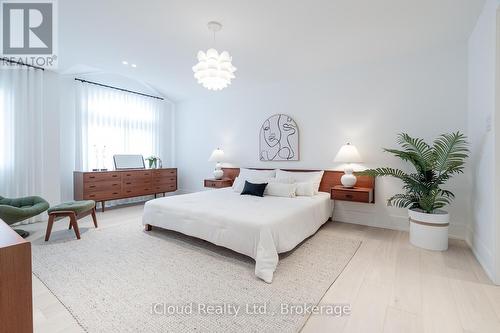 5389 Kindos Street, Burlington, ON - Indoor Photo Showing Bedroom