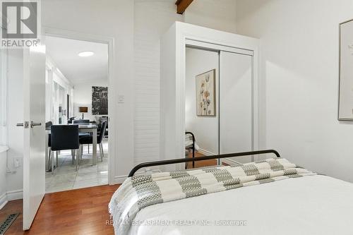 230 South Service Road, Mississauga, ON - Indoor Photo Showing Bedroom